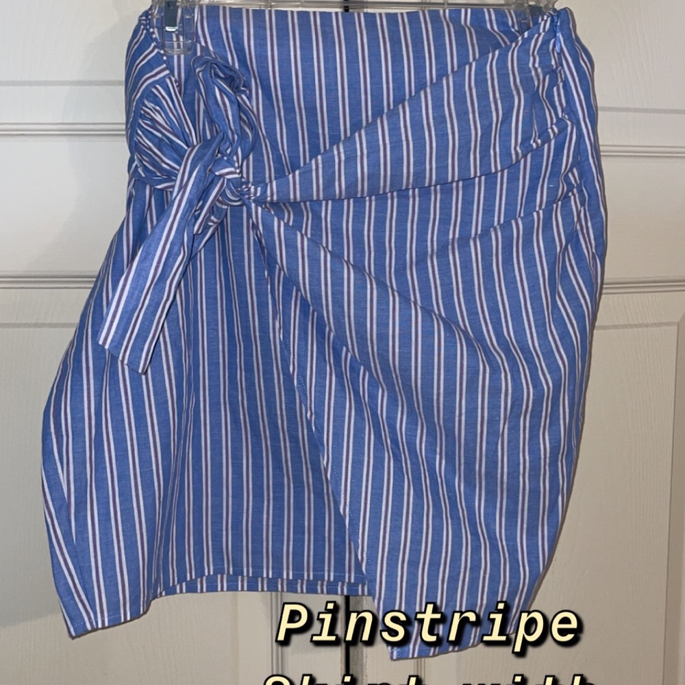 Pinstripe skirt with front tie